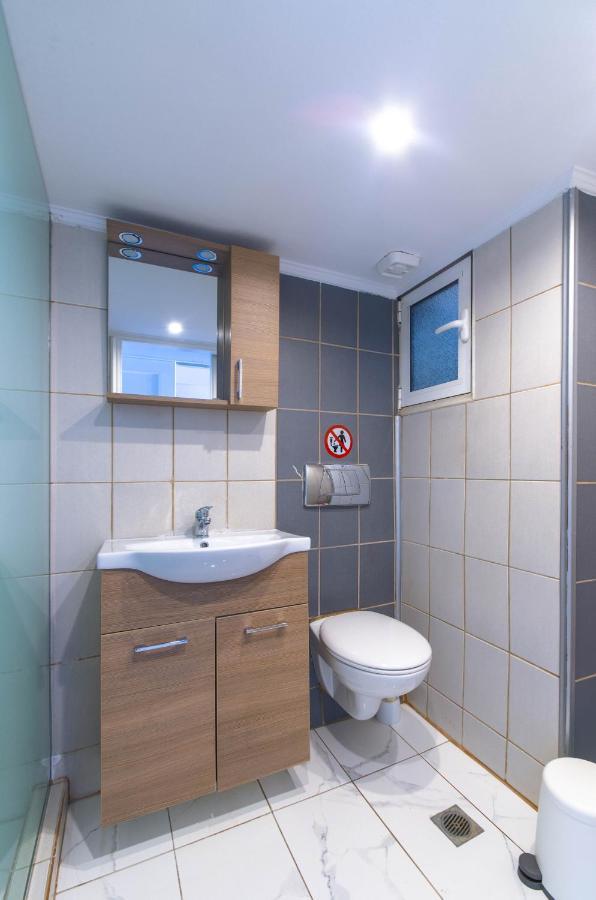 New Renovated 1B Apartment Close To Historic Center Athens Ngoại thất bức ảnh